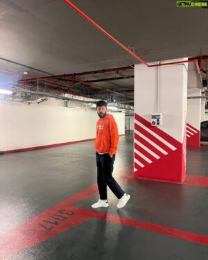 Fırat Topkorur Instagram -   baba!!! akü yok !! 🚙