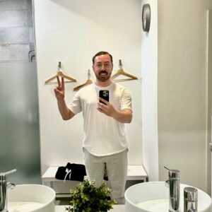 Flávio Furtado Instagram - …um ano e meio sem comer carne e agora a praticar Pilates. Só visto, porque contado ninguém acredita. Mas um destes dias mostro como é uma aula no kuantik_pilateslifestyle