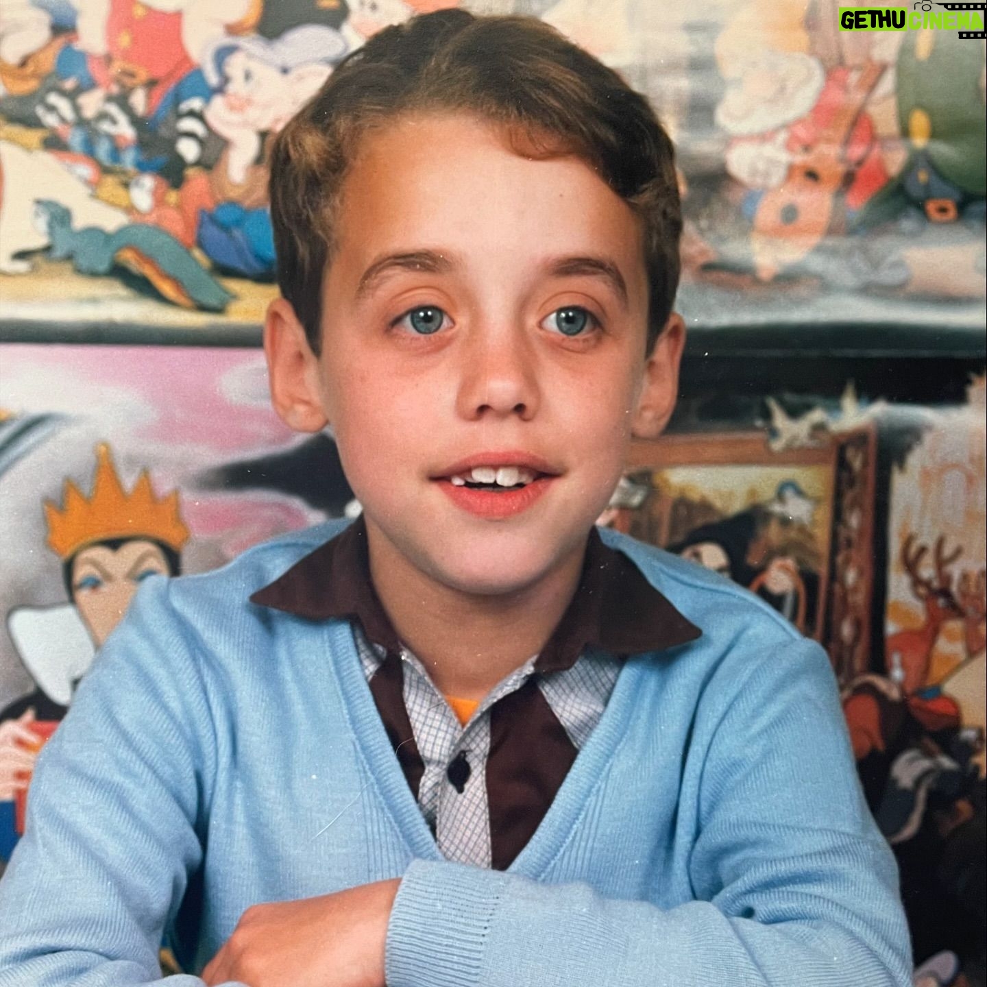 Flávio Furtado - 2.7K Likes - Dizem que as crianças e os loucos são os mais felizes. Eu tenho um pouco dos dois... feliz dia da criança! ❤️