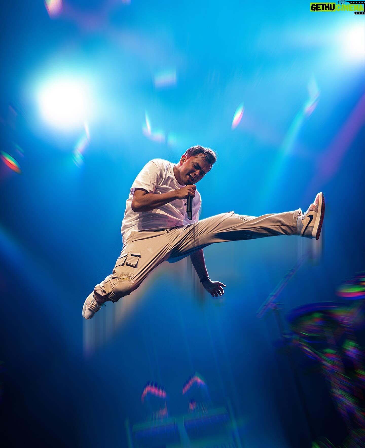 Flemming Viguurs - 6.5K Likes - Terugblik naar de clubtour vorig jaar! Ik kan niet wachten om ‘m morgen weer af te trappen in een uitverkocht TivoliVredenbrug. 🙌