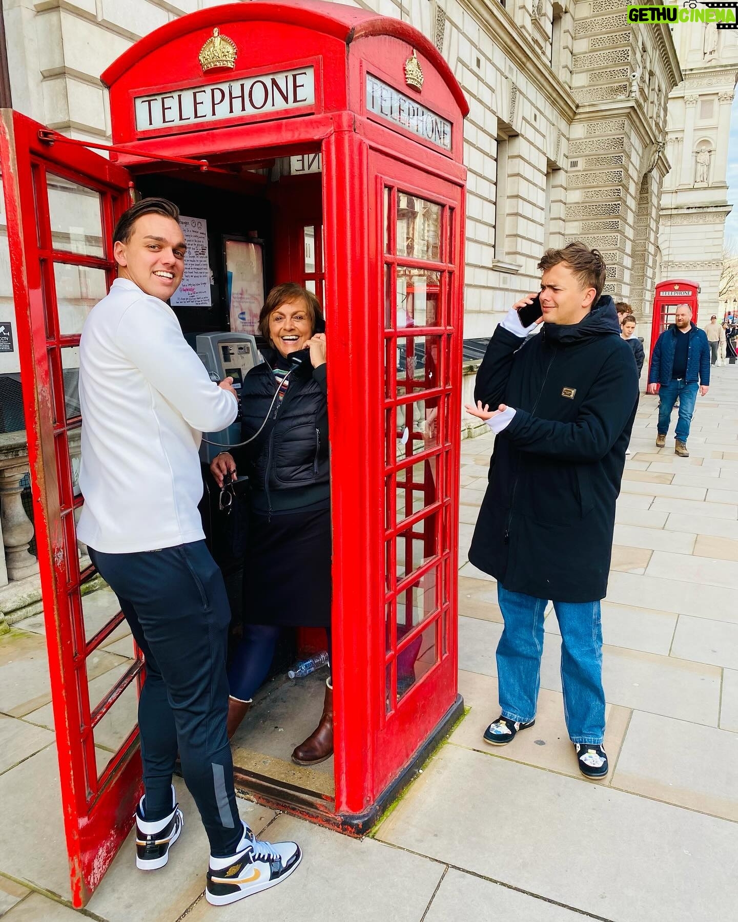 Flemming Viguurs - 15.4K Likes - London met de fam❤️🇬🇧