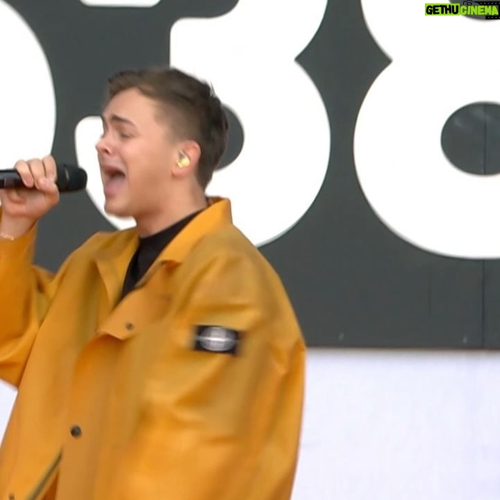 Flemming Viguurs - 8.3K Likes - Wat een heeeeerlijke energie gisteren! 🧡🤯 538 Koningsdag en Kingsland, dank jullie wel voor deze prachtige dag. 👑