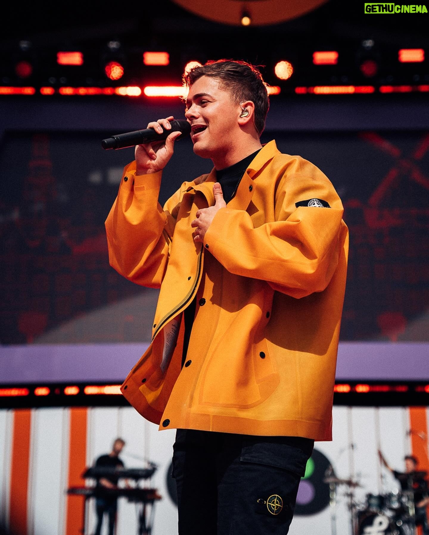 Flemming Viguurs - 8.3K Likes - Wat een heeeeerlijke energie gisteren! 🧡🤯 538 Koningsdag en Kingsland, dank jullie wel voor deze prachtige dag. 👑