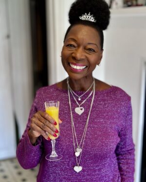 Floella Benjamin Instagram - Happy Mother’s Day to mums everywhere especially those who are no longer here with us ❤️