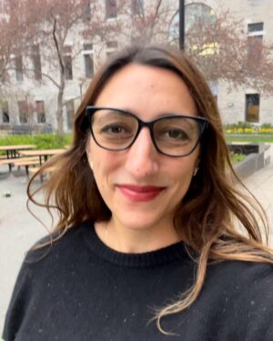 Florence K Instagram - Je suis très honorée d’avoir obtenu la bourse doctorale du Conseil de recherches en sciences humaines (CRSH) pour mes travaux de recherche portant sur la santé mentale des artistes de la scène, travaux qui m’occuperont avec beaucoup de plaisir durant les quatre prochaines années! 

@uqam