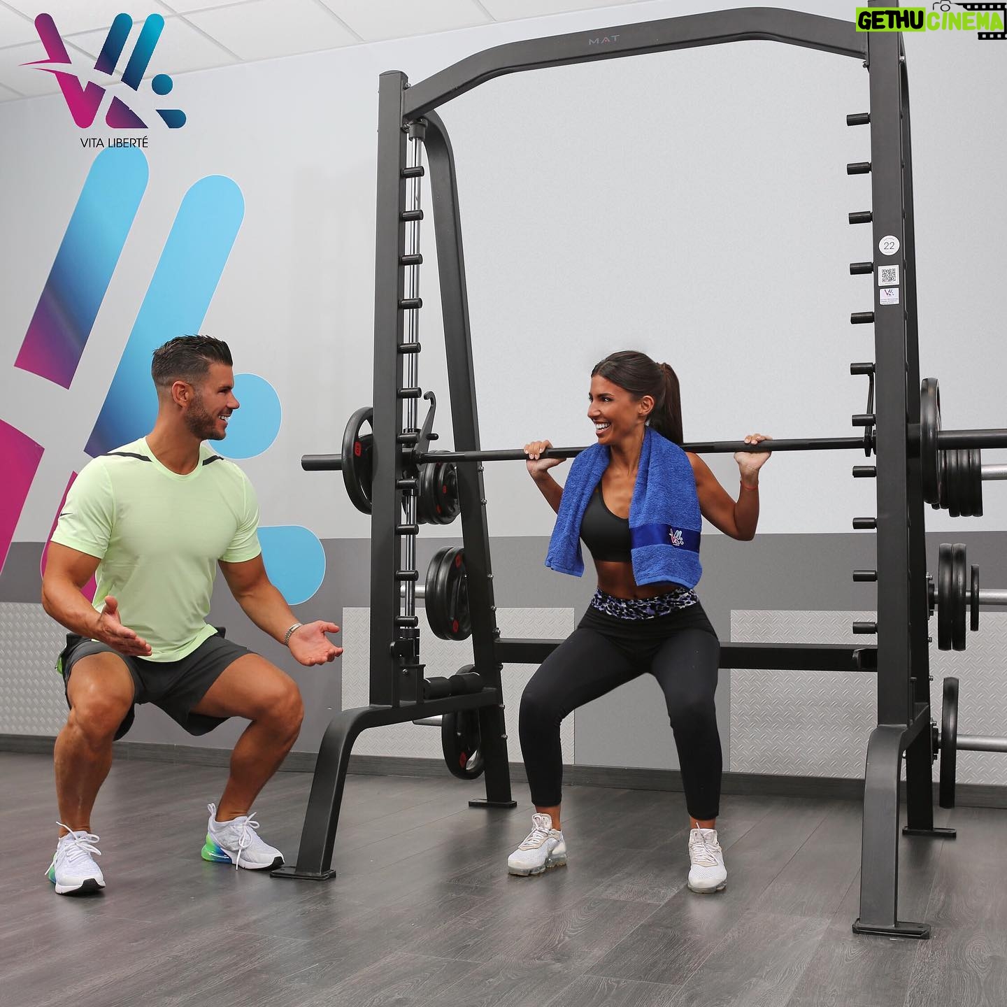 Florent Ré - 3.6K Likes - Du sport, des conseils et du fun chez Vita liberté ! N'hésitez pas, passez la porte et venez vous abonner !
#nopainnogain #sport #vitaliberte #lifestyle @vita_liberte_officiel @vitaliberte_destrousse