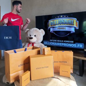 Florent Ré Instagram - #sponsorisé 
@Billionairepronos vous connaissez déjà tous surement, il régale tout le monde depuis un moment avec ses paris sportifs ! Foncez sur son site pour découvrir ses services c'est de la tuerie 🚀 Bénéficiez de -30% de réduction avec mon code 💫 FLORENT30 💫sur www.billionairepronos.fr🥇N'hésitez pas si vous avez des questions le service client est disponible sur le site directement les jours ouvrés de 10:00 à 19:00 !! 💻 SNAP : 👻 IAMBILLIO 👻 jeux concours chaque mois, ajoutez le ça vaut le détour 🎁 🍀
@iam_billionaire @shaunaevents