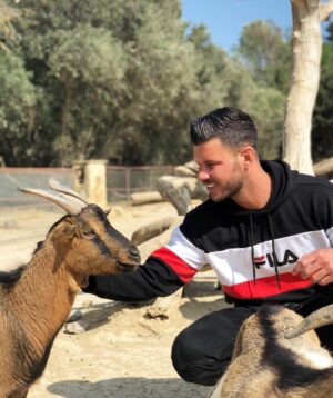 Florent Ré Instagram - Une journée exceptionnelle à la réserve africaine de SIGEAN 
Les loulous je vous invite à y aller
