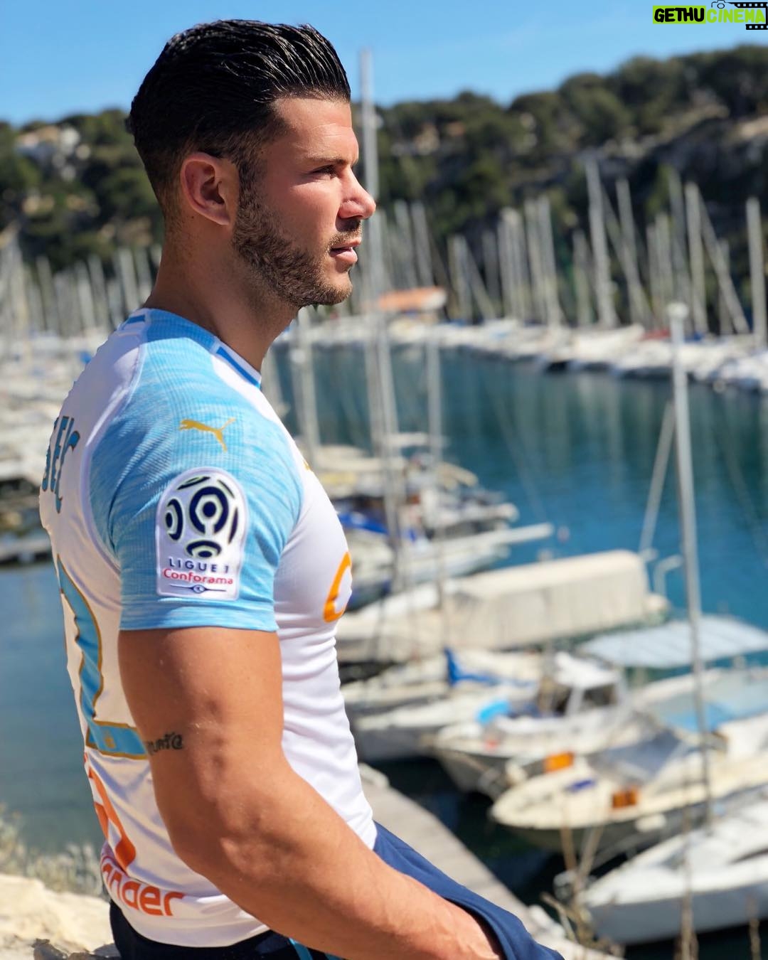 Florent Ré - 4.9K Likes - Un moment magique Les calanques de cassis