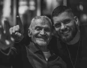 Florian Munteanu Instagram - Happy birthday Tata ❤
You are my trainer, my mentor and my best friend...I would be nothing without you 😘❤.
La multi ani Tati, te iubesc din tot suflet ❤🇷🇴❤