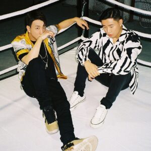 Flowsik Instagram - Flowsik - 일주일째 (1 Week) ft. Gary -  8.25 KST 6PM #Kanggary #legend