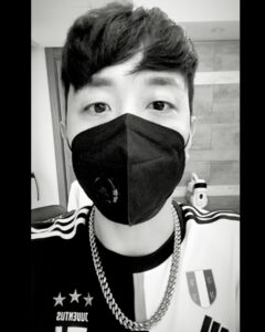 Flowsik Instagram - 🌏🙏❤️