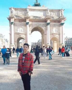 Flowsik Instagram - Paris 🇫🇷🇫🇷