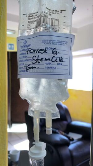 Forrest Griffin Instagram - Fun Fact Friday From Forrest! Stem cells!!! @chipsahospitalofficial @cpistemcells stemcell #stemcells #stemcelltherapy #iv #health #superman #ivtherapy #stemcelltreatment #stemcellinjection #healthy