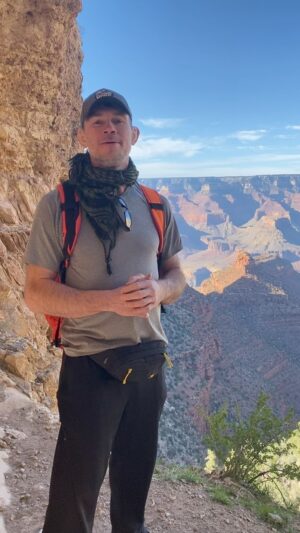 Forrest Griffin Instagram - Frightening Fact Friday From Forrest! #grandcanyon #southrim #grand #arizona #arizonahiking #hiking #hikingadventures #dontdie #canyon #canyonlands #southrimgrandcanyon #grandcanyonnationalpark #grandcanyonsouthrim #grandcanyonwest #fact #funfacts #funfactfridays #fact #facts #facts💯