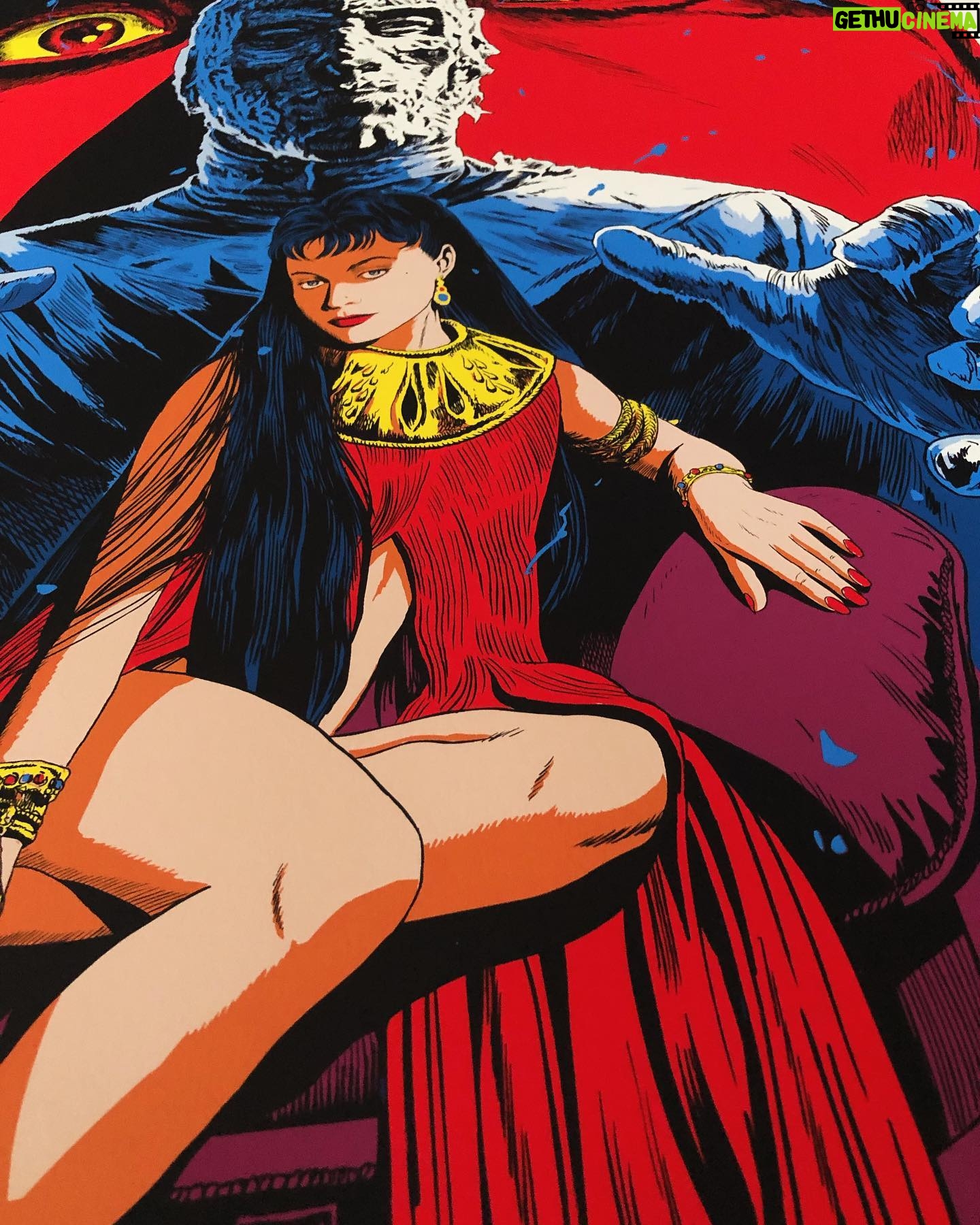 Francesco Francavilla - 772 Likes - THE MUMMY IS HERE!!!
Got my APs of my 3rd @hammer_films and 1st with @madebymutant officially licensed poster fir Hammer’s THE MUMMY, directed by Terence Fisher and starring Peter Cushing, Christopher Lee, and Yvonne Furneaux with my hand drawn title and credits and everything, as always. These were printed by the excellent @dl_screenprinting and as always they did a tremendous job!
This regular edition is available now at https://www.madebymutant.com/merch/458527-francesco-francavilla-the-mummy-poster