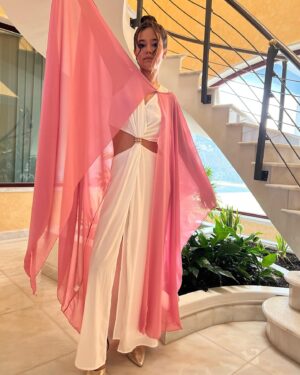 Francisca Salgado Instagram - Globos de Ouro 2023✨
Just the beginning of a magical night, so grateful 🥹🪄💕

@globosdeouro 
@sicoficial 
@carasportugal 

@truesparkle_lisbon

Outfit: @whynotstore.pt 
@guess 
Hair&Makeup: @luciapilotocabeleireiros 
#raqueldesá 

#globosdeouro #2023 #sicoficial #sptelevisao #redcarpet #actors #glamour #cultura #arte #insta