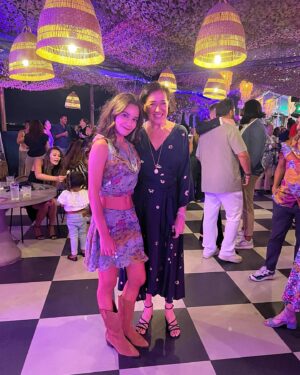 Francisca Salgado Instagram - new photos shipped in ⚓️🌺

📸: @joaoramosodv 

@globoportugal 
@tvglobo 
@oscar.gouveia 
@ferroviario.bar.terraco 

@truesparkle_lisbon 
#globo #portugal #fotos #insta #event #photography #churrasquinho