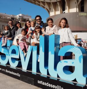 Francisco Garcia Instagram - Dedicámos os últimos dias de 2023 e os primeiros de 2024 a comer, beber, rir, passear e acima de tudo a criar memórias ❤️ Hasta pronto Sevilla 🫶🏼