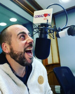 Francisco Kaminski Instagram - Ignora a todos los que digan que soñar es de ilusos! Cree en tus sueños y los crearás. !!! Pa que nos levantamos? A ganarle a la vida! A ser feliz! Nada más ! Vamos ctm con todo!
