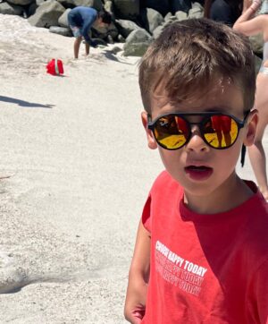Francisco Kaminski Instagram - Feliz cumpleaños hijo mío! @marianokjuega que seas muy feliz!!!! acá estoy y acá estaré siempre para amarte y pavimentarte el camino! Eres sin duda mi motor junto a @carlajaracadiz a quien agradezco públicamente el hecho de darme el título más importante en la vida ! Ser papá! Felicidades mi tesoro! #cumpleaños #amordepapa