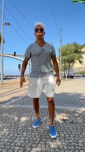 Francisco Menezes Instagram - BAMBORA ⚽️⚽️⚽️ malcriado 🔥🔥🔥 #humor #comedia #portugal🇵🇹 #brasil