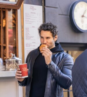 Franco Noriega Instagram - Coffee window morning @fellinicoffee lately I have been getting the Dolce Vita with Almond milk and a croissant 🥐☕️