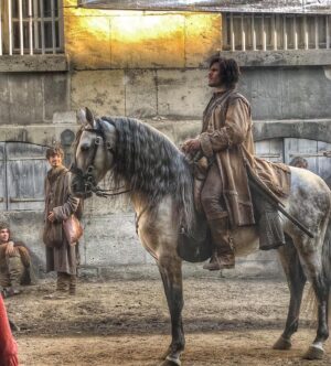 François Civil Instagram - Si on lui avait dit à mini D’Artanne…

Quel voyage,
Quelle chance !! 

Le film est à vous maintenant 🌸

Merci à toute l’équipe DE FUEGO ❤️

@evagreenweb @vincentcassel @romainduris @vickykrieps @lynakhoudri @ardavansafaee @vincentcassel @martin_bourboulon @dimitri_rassam @piomarmai