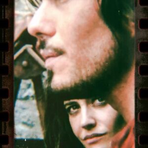François Civil Instagram - Si on lui avait dit à mini D’Artanne…

Quel voyage,
Quelle chance !! 

Le film est à vous maintenant 🌸

Merci à toute l’équipe DE FUEGO ❤️

@evagreenweb @vincentcassel @romainduris @vickykrieps @lynakhoudri @ardavansafaee @vincentcassel @martin_bourboulon @dimitri_rassam @piomarmai