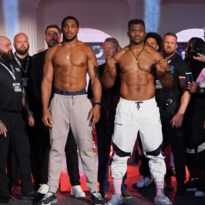 Frank Bruno Instagram - Evening big thanks to the people of Plymouth who ventured out last night we had a great night. So settling down for the boxing with a cup of tea. How do I see the AJ fight? Its not a forgone conclusion Francis Ngannou comes from a different training background but IF he connects & gets a well positioned punch its good night Vienna, so AJ needs to be on his defensive game as well as looking for the opportunities to deliver a fight- changing punch of course I want AJ to win also the Zhilei Zhang V Parker looking promising good night of boxing -—come on AJ!  #aj #boxing #evening