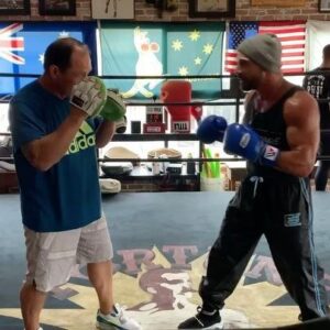 Frank Grillo Instagram - Been working this #southpaw thing now for two months @fortunegymboxing with #justinfortune. It’s starting to feel smooth finally. There’s no better feeling then doing the work and getting results, in All PARTS OF LIFE. #DOTHEWORK. 🥊🙏#happyfriday.
