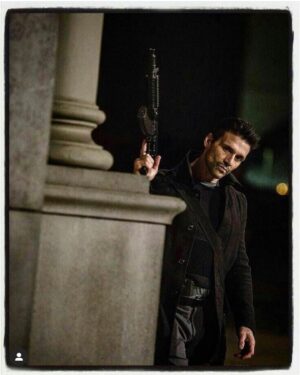 Frank Grillo Instagram - Hey #Purge6.  I see you. #leobarnes has a job to finish. What do we think ? Yay or Nay ? @universalpictures @blumhouse let’s get the party started. I’m ready. 🪓🖤