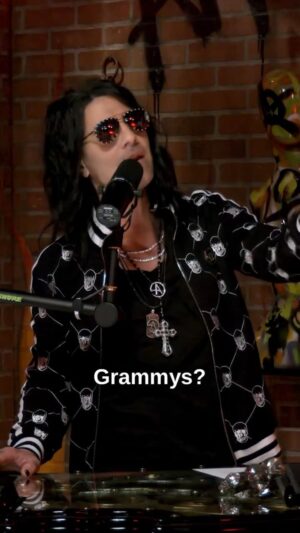 Frank Mir Instagram - ⏰ FLAVOR FLAV Episode 
🔥LINK IN BIO!

#flavorflav #crissangel #frankmir #mariobarth #mikehammer #jakeellenberger #MMA #UFC #Grammys #publicenemy 🔥