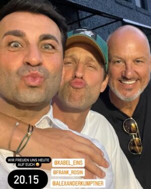 Frank Rosin Instagram - Wer ist heute beim 
,,Mega Roadtrip Amerika Teil,,2 dabei????#
20:15 Kabel1, @ali_guengoermues @alexanderkumptner @kabel_eins 
❤️❤️❤️❤️❤️❤️❤️❤️❤️❤️❤️❤️❤️❤️❤️