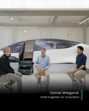 Frank Thelen Instagram - Wird der Traum vom Flugtaxi bald Realität? Emissionsfrei fliegen mit dem Lilium-Jet 🛫

@liliumaviation war eines unserer ersten DeepTech-Investments und ist das erste Unternehmen, das wir mit @freigeistcap von der Seed Stage bis zum IPO begleiten durften. 📈

Seit unserem Investment 2016 ist aus den vier Gründern von der @tu.muenchen mit der “verrückten” Vision und dem half-scale Prototypen ein über 1.000-köpfiges Team geworden, darunter viele namhafte Köpfe aus der Luft-und Raumfahrt.

Der Full-Scale Prototyp hat in einer Reihe von Flugtests bewiesen, dass der einzigartige technologische Ansatz von Lilium – der Wechsel von den Senkrecht- in den deutlich effizienteren Gleitflug – funktioniert. Der erste bemannte Testflug soll noch in diesem Jahr stattfinden. Die Auftragspipeline umfasst aktuell über 780 Lilium Jets von Betreibern aus der ganzen Welt – und das Auftragsbuch wächst weiter.

Achtung: Dies ist keine Anlageberatung. Ich bin Shareholder bei Lilium.

#Freigeist #Portfolio #Lilium #Flugtaxi #Investment