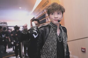 Frankie Chan Instagram - 日日都係good show🥳
#mirror #feelthepassion #frankie #皮皮