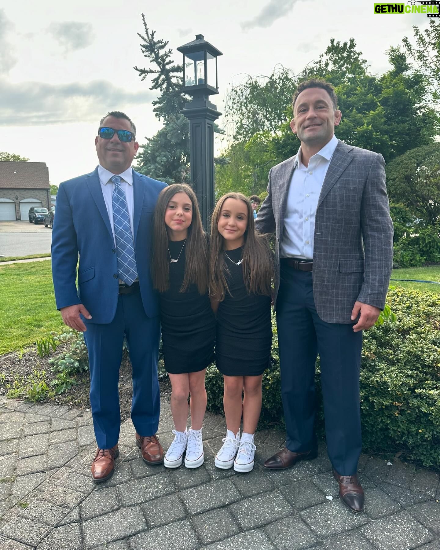 Frankie Edgar - 3.5K Likes - Daddy Daughter dance with my Valentina! Love this girl to pieces ❤️❤️❤️❤️❤️❤️