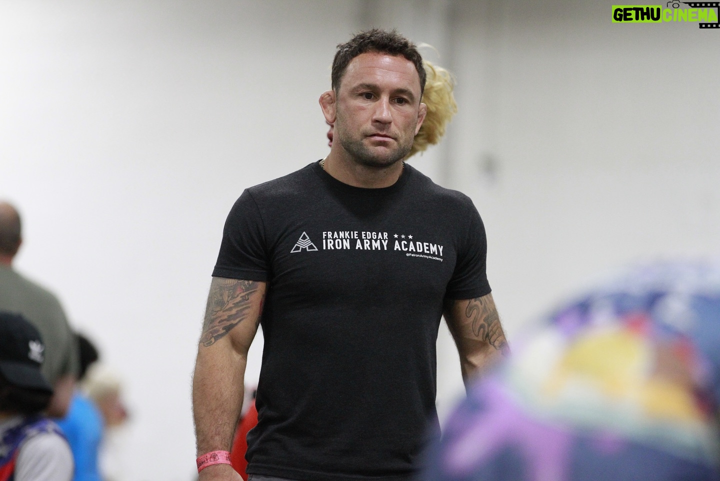 Frankie Edgar - 1.8K Likes - UFC hall of Famer @frankieedgar not only took his career as far as he possibly could, he now focuses his time on developing the youth and making the people around him as strong as possible. Having him around definitely spices things up a bit !
2024 Bison Duals
@tyrantwrestling
📸 @cutzconnect