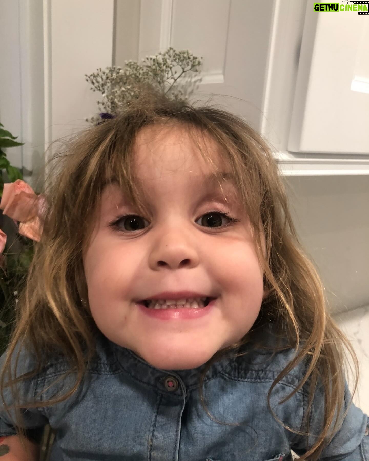 Frankie Edgar - 2K Likes - Happiest of Birthdays to my little sunshine! We love you so much Valentina! ❤️❤️❤️❤️❤️