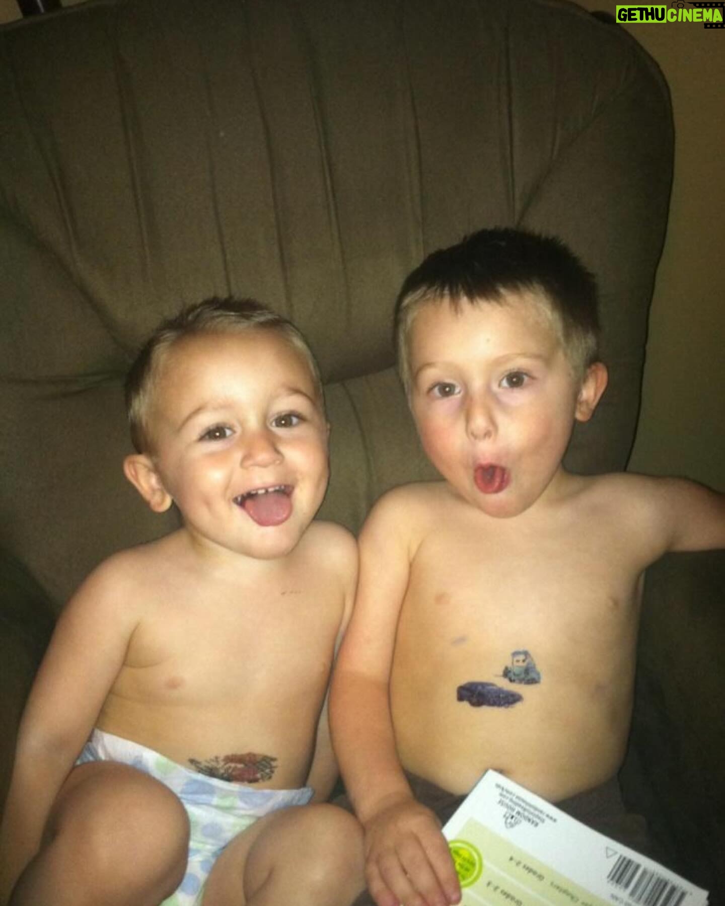 Frankie Edgar - 3.8K Likes - Happy Birthday to our boy @santino_edgar we love you son, keep crushing life kiddo!