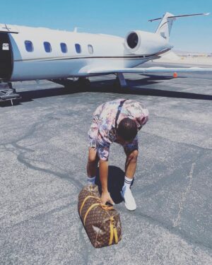 Franz Drameh Instagram - So a few people said this one should hit the grid…. Fine. I am a man of the people after all lol 🤣🤣🤣😅