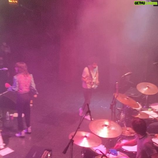 Fred Armisen - 5.2K Likes - Thank you @fiery_furnaces for having me on tour! @brooklynsteel @thaliahallchicago @elreytheatre