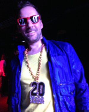Fred Testot Instagram - DJ d’un soir at Malibu Beach
