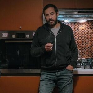 Fred Testot Instagram - 🚨Mercredi 3 mai à  21.10 sur @france2 avec @zinedinesoualem @oscar_pauleau 
#Eliott furic
#Nina de Tonquedec 
Écrit et Réalisé par Anne Giaferri ! 🔆🔆🔆🔆 Un beau Film sur la maltraitance ordinaire, celle que font subir à leurs enfants des parents défaillants, parfois même sans en avoir conscience .