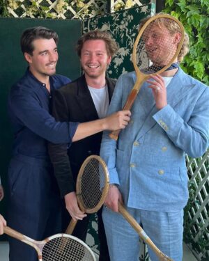 Freddie Dennis Instagram - Thanks to @ralphlauren for a beautiful day out at Wimbledon with relatively close acquaintances ❤️