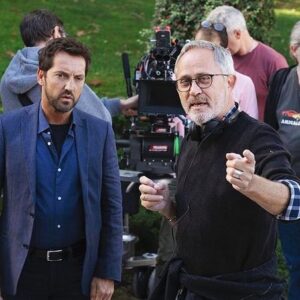 Frédéric Diefenthal Instagram - Encore une belle aventure 💕 Le plaisir de travailler avec @Jeromecornuau et son équipe @naidraayadi ma partenaire de jeux pour ce thriller #lejourdemamort produit par @veroniquemarchat @vemaproduction  @france.tv @mediawan.officiel Ayadi.