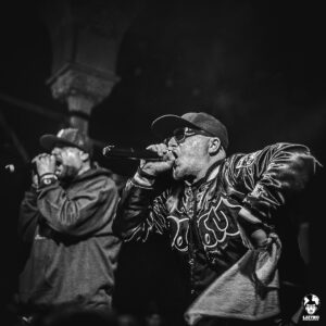 Fredro Starr Instagram - We wanna thank everyone who came out to this incredible shows so far. @onyx_hq @lotug1 @nonphixionnyc been putting up this energy 🔥 We looking forward to this upcoming shows in #paris on april 18th @cabaret_sauvage_paris (@fredro_starr bday), #barcelona on april 19th @salawolf , april 20th #burgos @salaanden , april 21st @o2acadislington #london www.Latfro.com // www.Onyxhq.com // www.Eventim.de // www.Eventim.es // www.Mutick.com // www.ticketmaster.co.uk 📸 by @moe2graphy
