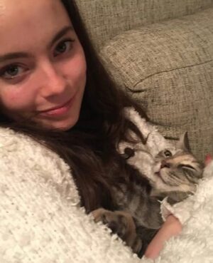 Freya Tingley Instagram - Secret lyf3 of🐱s

Trigger warning: photos contain content of cats being tortured… with love.