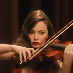 Freya Tingley Instagram - Learning the violin for this role certainly was an awesome challenge, especially considering I had only three months 😅!! But I love learning new skills for my job!!! 🤗🎻 

And a shoutout to Yuki and Min Mori who were the most fantastic teachers - I really couldn’t have asked for better!!! 

Check out @thesonatamovie on iTunes! 👻