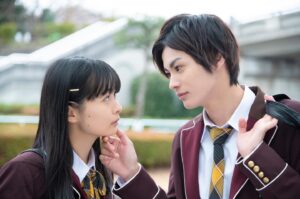 Fuju Kamio Instagram - #ブラックシンデレラ
ついに本日22時から第1話配信開始です！
このあと、キャスト陣でのカウントダウン配信も
あるのでお楽しみに！